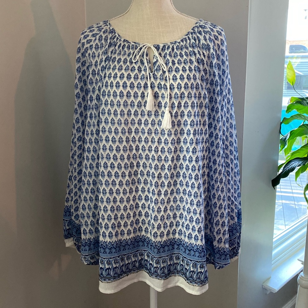 BLL New York Blue White Print Peasant Blouse